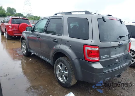 2012 Ford Escape Xlt из США, поврежденный, VIN 1FMCU9DG8CKB40752